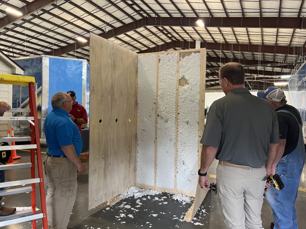 Training Centers Use Cool Machines Insulation Equipment: Alabama Power